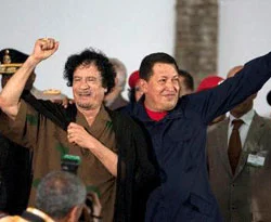 Chavez ve Kaddafi 'düşman' çatlattı