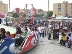 Cizreli çocukların lunapark keyfi