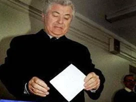 Cumhurbaşkanından süpriz istifa