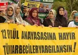 Darbeye karşı sokaklar çınladı
