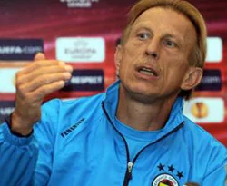 Daum: Carlos kontenjana takılıyor
