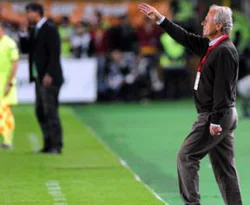 Denizli'den Rijkaard'a gönderme!