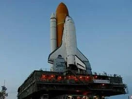 Discovery'nin dünyaya inişi ertelendi