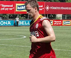 Galatasaray'dan şaşırtan vefa