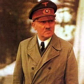 Hitler'in intiharıyla ilgili şok iddia