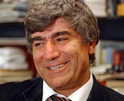 Hrant Dink ödülü Alper Görmüş'e verildi