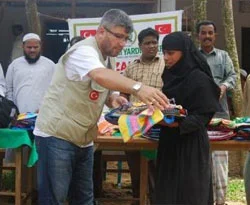 İHH 1 milyon kişiye yardım eli uzattı