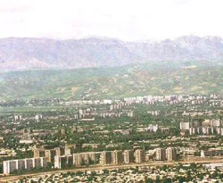 İran, Tacikistan'da beş hastane kuracak