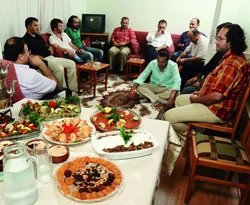 İslami kesimde sahur davetleri