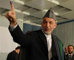 Karzai seçimi ilk turda kazandı