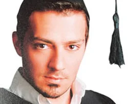 Katil İngiltere'de, dosyası rafta