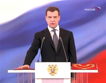Medvedev'den İran'a saldırı açıklaması