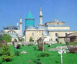 Mevlânâ'ya Ramazan'da 140 bin ziyaretçi