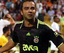 Nöbetçi Semih 90'da ipten aldı: 2-1