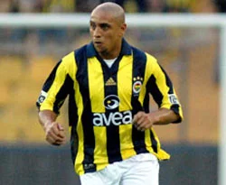 R.Madrid'den Carlos'a sürpriz teklif