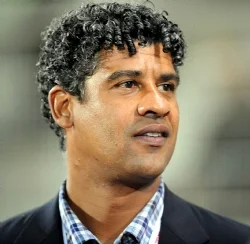 Rijkaard İspanya yolcusu
