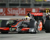 Singapur'da zafer Hamilton'un