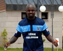 Trabzonspor'da Tjikuzu'ya rekor ceza