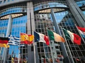 Türk vatandaşlarına yüksek harç kalktı