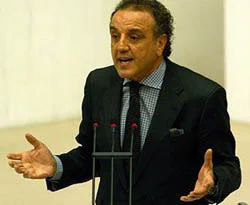 Yoksul Kürtlerin veTürklerin çocukları öldü