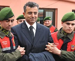 Zir Vadisi bombaları 'patladı'