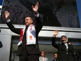 AK Parti yönetiminde 17 isim değişti