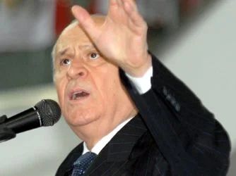 Bahçeli'ye göre açılım anayasal suç