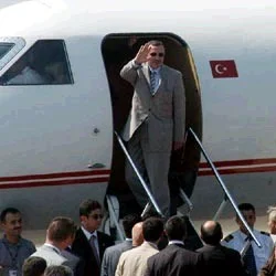 Başbakan Erdoğan yurda döndü