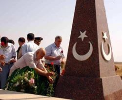 Bayrak krizi dalga dalga geliyor