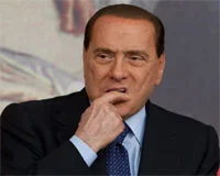 Berlusconi'den gaf üstüne gaf