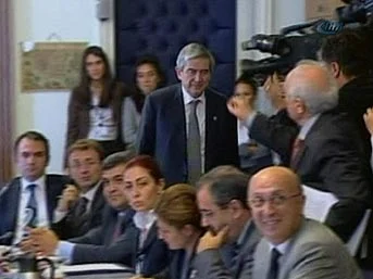 CHP'li üyeler Komisyonu terketti
