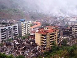 Çin,Everest'te deprem istasyonu inşa etti.