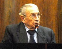 Cuntacı generale müebbet hapis