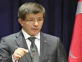 Davutoğlu'ndan Bakü'ye bayrak yanıtı