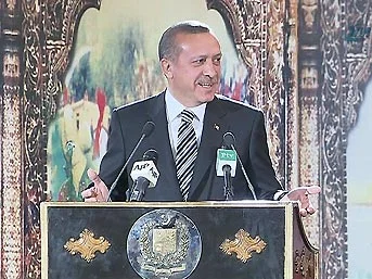 Erdoğan tercümana zor anlar yaşattı