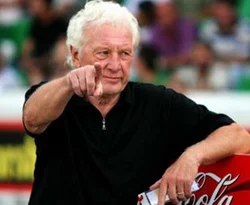 Feldkamp: Çöküşü, Euro 2008 hazırladı
