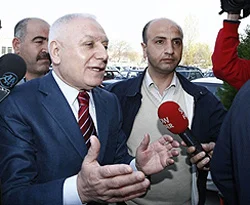 Haberal'a cezaevi yolu göründü