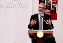 İsmet Özel nöbeti devrediyor!