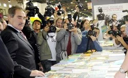 İstanbul'da kitap fuarı açıldı