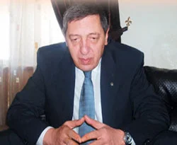 MHP'li Bölükbaşı, Başbakan'a dangalak dedi