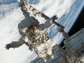 NASA Ay'ı boşa bombalamış