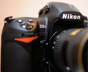 Nikon'dan 100 bin ISO'luk DSLR: D3s
