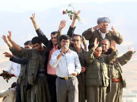 PKK'lılar DTP otobüsünde - Video