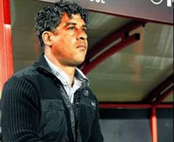 Rijkaard: Bu skora sevinmeliyiz