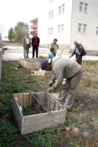 Sanayi kuruluşlarına deprem ölçer cihazı konuluyor