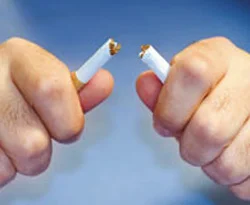 Sigara ve kolesterol erkekten 15 yıl çalıyor
