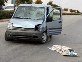 Torununu kurtardı, canından oldu
