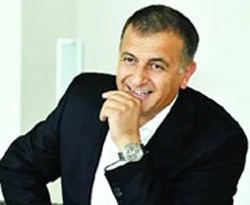 Türkiye'de sol medya olsa da aşık atsak