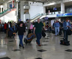 Yerli turistler yurtdışına gidiyor