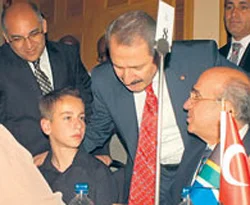 10 yaşındaki öğrenciler tercümanlık yaptı